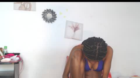 liz online show from February 8, 2025, 10:19 pm