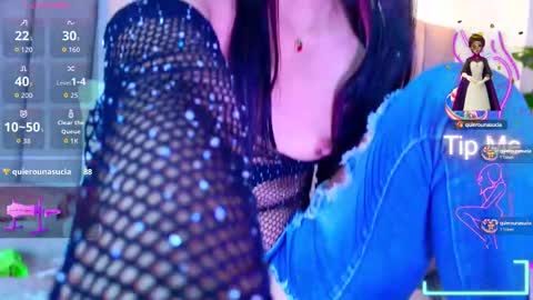 Snapshot of lizxy01 chatting on October 9, 2025, 7:34 pm Liz online show from October 9, 2025, 7:34 pm