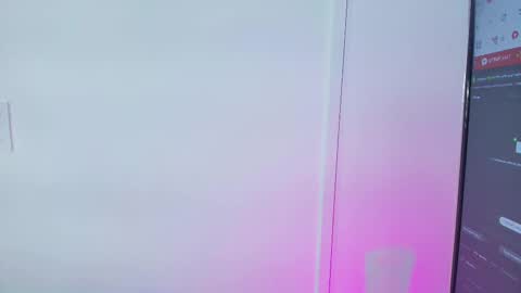 Snapshot of lizz_tender chatting on February 17, 2025, 12:05 pm Lizz  online show from February 17, 2025, 12:05 pm