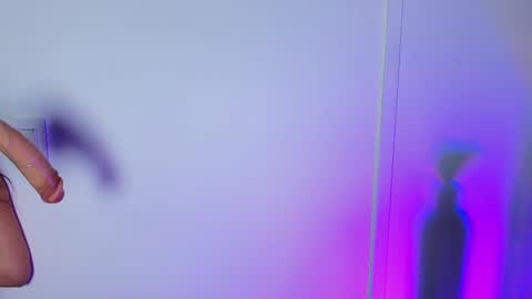 Snapshot of lizz_tender chatting on February 22, 2025, 6:52 pm Lizz  online show from February 22, 2025, 6:52 pm