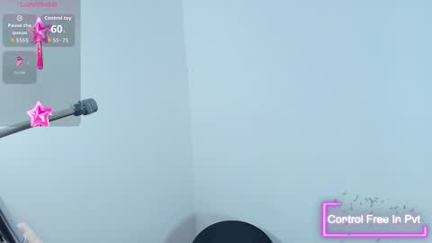 Snapshot of lizz_tender chatting on October 10, 2025, 11:42 am Lizz  online show from October 10, 2025, 11:42 am