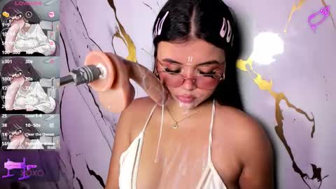 Lizz  online show from March 9, 2026, 12:53 pm