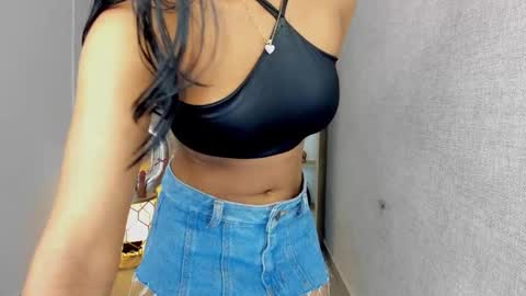 Lizza  online show from February 8, 2026, 12:19 pm