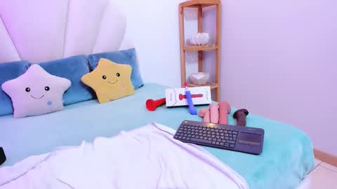 Snapshot of lizzie_williamss chatting on September 19, 2025, 3:08 am lizzie_williamss online show from September 19, 2025, 3:08 am