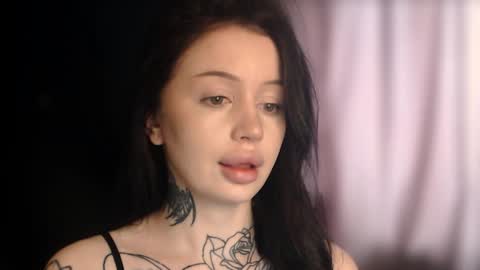 liza liza liza online show from January 28, 2025, 7:43 am