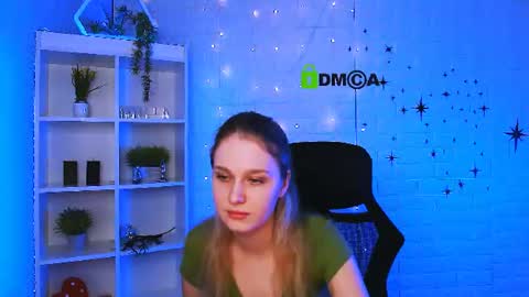 lizzy_sweety_purrr online show from June 9, 2026, 11:11 am