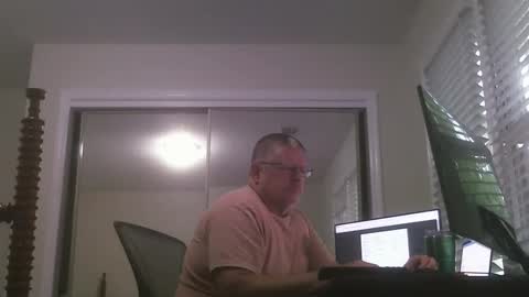 Lkn4hairy online show from April 8, 2026, 12:05 pm