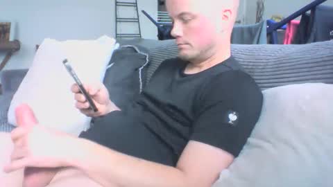 lucas online show from October 14, 2025, 2:51 pm