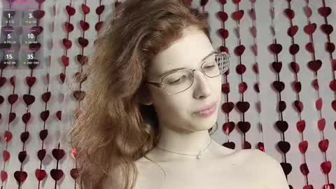 Lesly online show from February 17, 2025, 7:10 pm