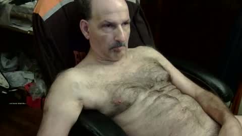 loades182025 online show from October 9, 2025, 2:53 am