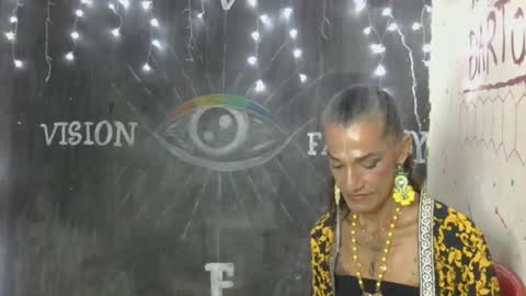 LA LOBA online show from December 6, 2024, 2:57 am