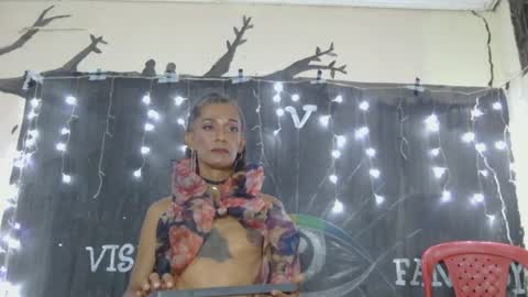 LA LOBA online show from December 7, 2024, 2:31 am