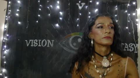 LA LOBA online show from December 17, 2024, 1:18 am