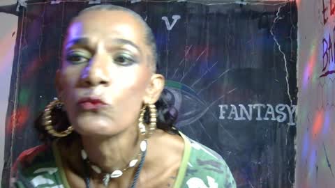 LA LOBA online show from December 29, 2024, 2:27 am