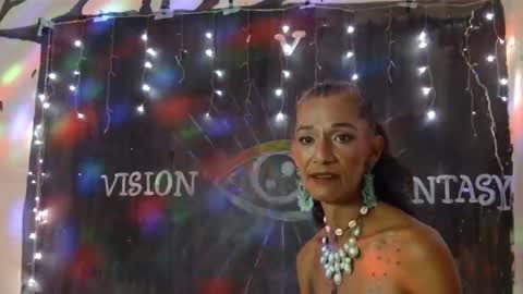 LA LOBA online show from January 9, 2025, 3:04 am