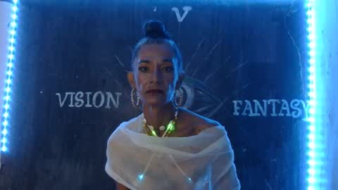 LA LOBA online show from January 16, 2025, 2:51 am