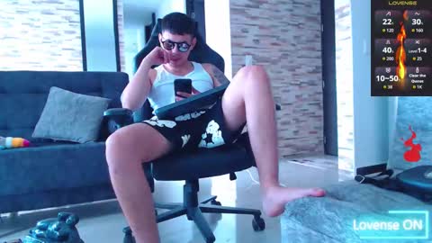 lobito_xxxl online show from November 14, 2025, 7:34 pm