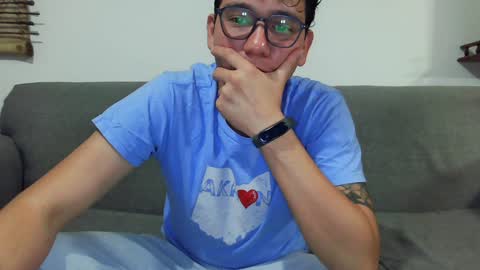 Lobo online show from January 30, 2025, 2:38 am