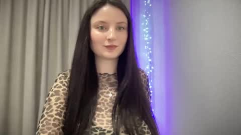 locaalis1 online show from February 24, 2025, 8:03 pm