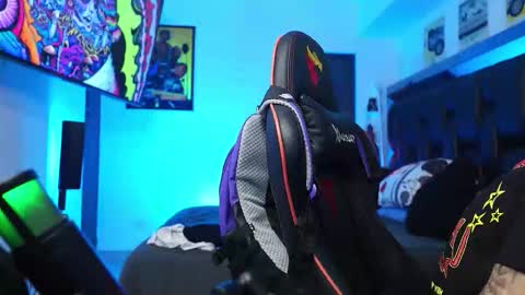 Snapshot of logan_hugh8 chatting on February 12, 2026, 2:50 am logan_hugh8 online show from February 12, 2026, 2:50 am