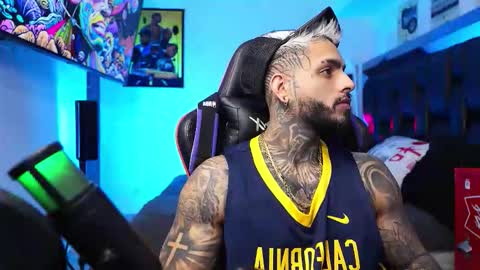 Snapshot of logan_hugh8 chatting on February 17, 2026, 12:23 pm logan_hugh8 online show from February 17, 2026, 12:23 pm