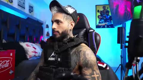 Snapshot of logan_hugh8 chatting on February 21, 2026, 9:38 pm logan_hugh8 online show from February 21, 2026, 9:38 pm