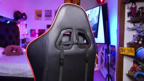 Snapshot of logan_hugh8 chatting on March 9, 2026, 4:38 am logan_hugh8 online show from March 9, 2026, 4:38 am