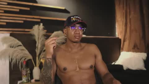 logan_varela online show from January 22, 2025, 1:21 pm