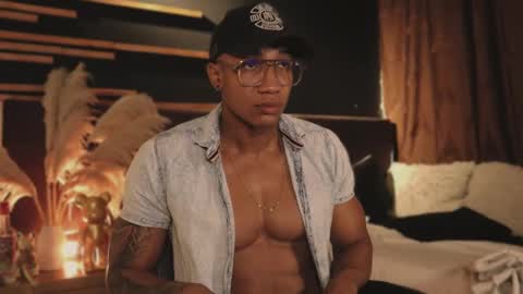 logan_varela online show from January 24, 2025, 3:02 pm