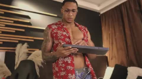 logan_varela online show from January 26, 2025, 12:16 am