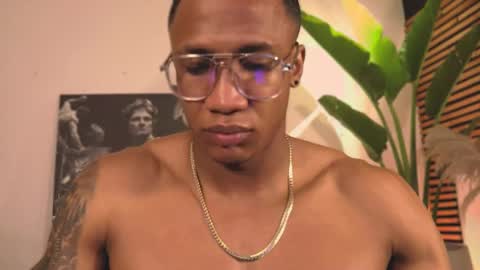 logan_varela online show from February 3, 2025, 10:25 am