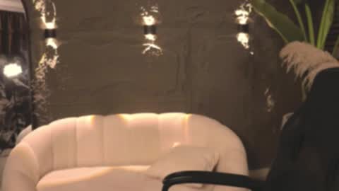 logan_varela online show from February 19, 2025, 6:11 am