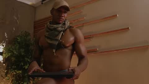 logan_varela online show from November 7, 2025, 1:33 pm