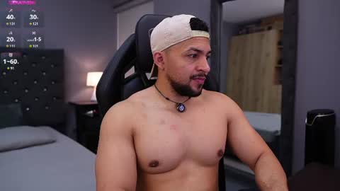 Snapshot of loganmartinx chatting on June 12, 2026, 10:19 pm loganmartinx online show from June 12, 2026, 10:19 pm
