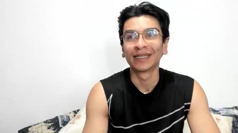 Snapshot of logannick chatting on November 28, 2025, 9:01 am Logan online show from November 28, 2025, 9:01 am