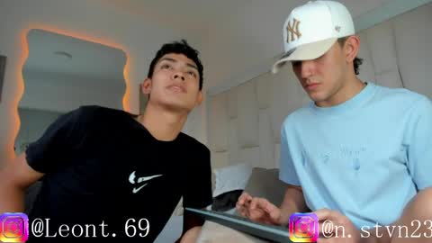 logantwink18 online show from April 4, 2026, 10:29 pm