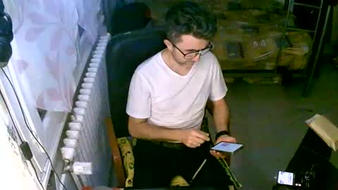 lokoum39 online show from December 3, 2025, 6:39 pm