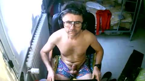 lokoum39 online show from December 19, 2025, 10:33 am