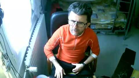 lokoum39 online show from January 7, 2026, 12:07 pm