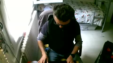 lokoum39 online show from April 29, 2026, 11:14 am