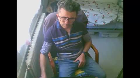 lokoum39 online show from April 30, 2026, 10:32 am