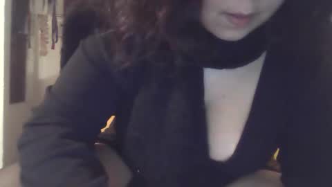 Snapshot of lola93939 chatting on November 25, 2025, 2:28 pm lola93939 online show from November 25, 2025, 2:28 pm