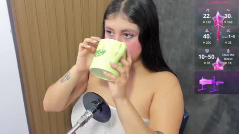 lola online show from September 11, 2025, 11:43 am