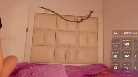 lola_js online show from October 23, 2025, 2:16 pm