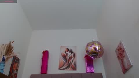 lola_wish online show from October 15, 2025, 4:12 am