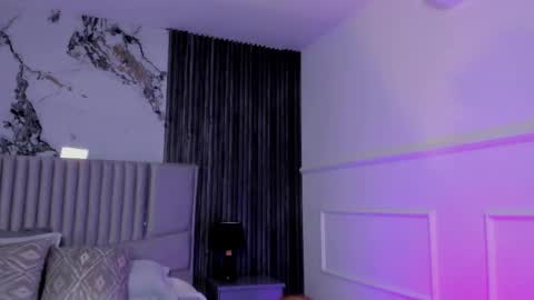 Lola Angel online show from May 16, 2026, 12:29 am