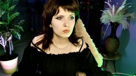 Snapshot of lolaasmus chatting on April 13, 2026, 9:15 am I consider myself the god Loki but life just calls me LOL online show from April 13, 2026, 9:15 am