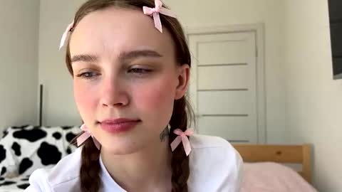 lolaatate online show from March 13, 2026, 11:17 am