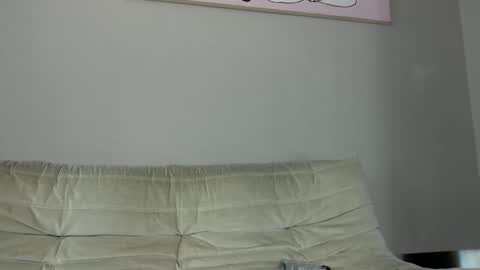 Snapshot of loladom chatting on April 20, 2026, 7:22 am Frt Pr1ncess online show from April 20, 2026, 7:22 am