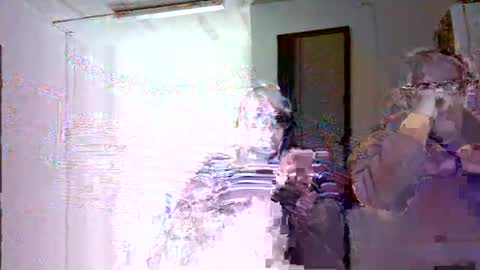 LOLA HUESO y ERIC online show from February 11, 2025, 6:55 pm